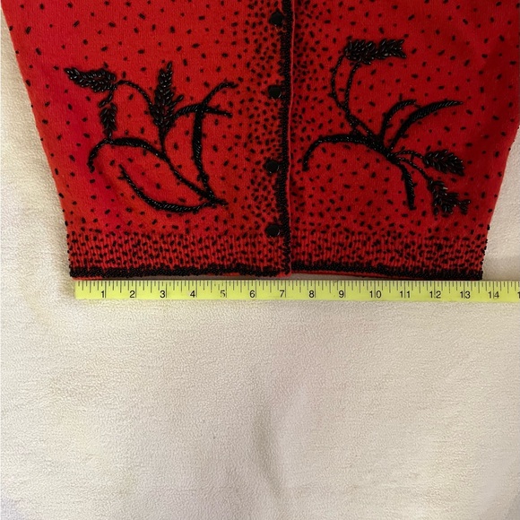Vintage 1940/50’s Ralli Scott red/blk 100% lambswool beaded fully lined sweater. - Picture 5 of 11